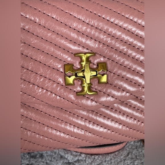 Tory Burch Kira Moto Quilted Wallet on a Chain - Picture 6 of 10